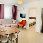 Oezgem * Akyaka (Mugla)