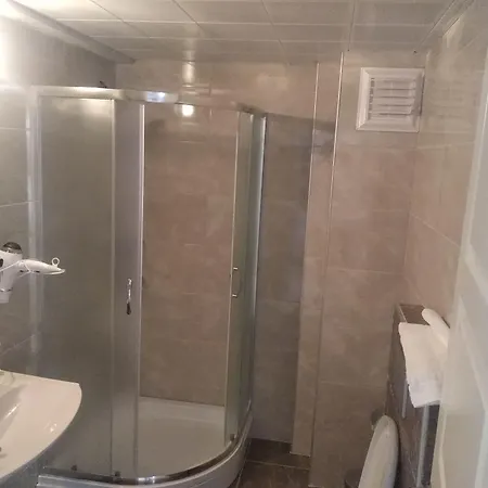 Oezgem Apartmanhotel *