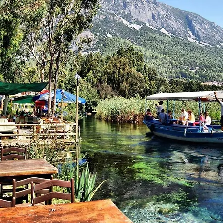 Lejlighedshotel Oezgem