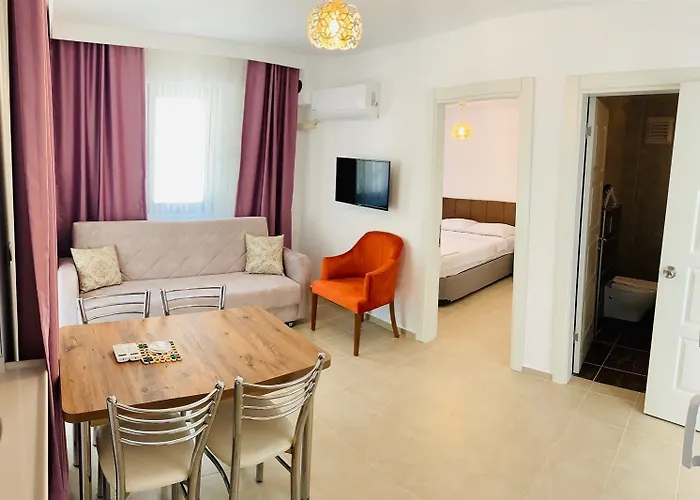 Oezgem * Akyaka (Mugla)