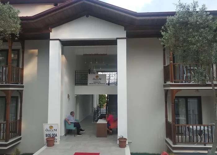 Oezgem Apart Otel *